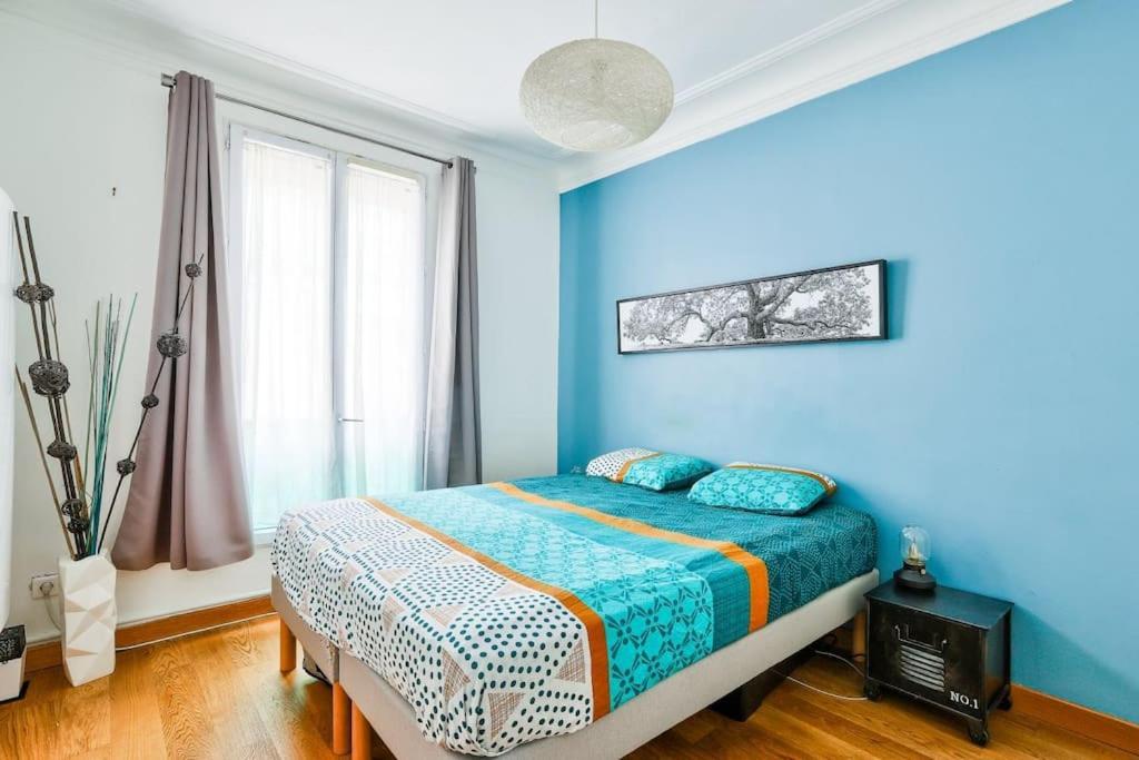 Appartement Superb T2 Bien Equipe Proche Du Canal Saint-martin Parijs