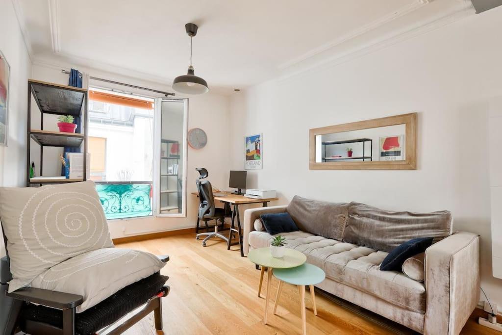 Superb T2 Bien Equipe Proche Du Canal Saint-martin Appartement Parijs